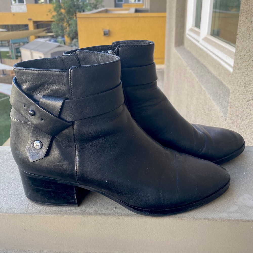 Via Spiga Black Leather Ankle Booties Sz 9.5M